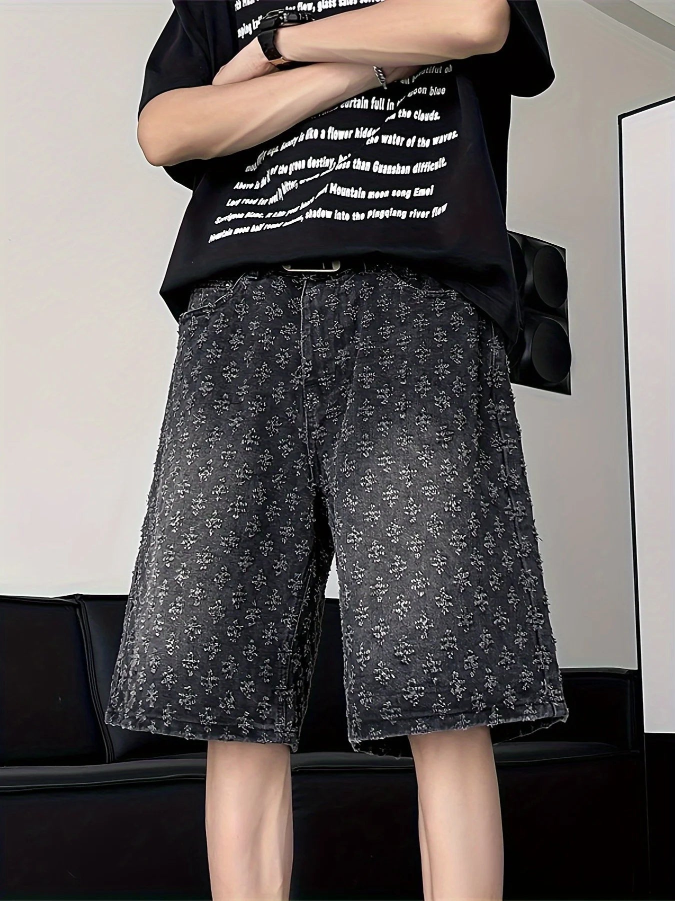 Denim shorts low knee